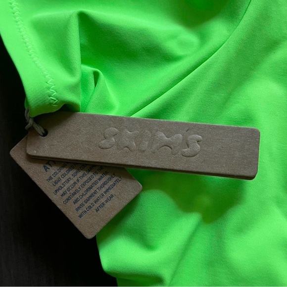 SKIMS Bikini and Tankini Bright Lime Top - Picture 3 of 6